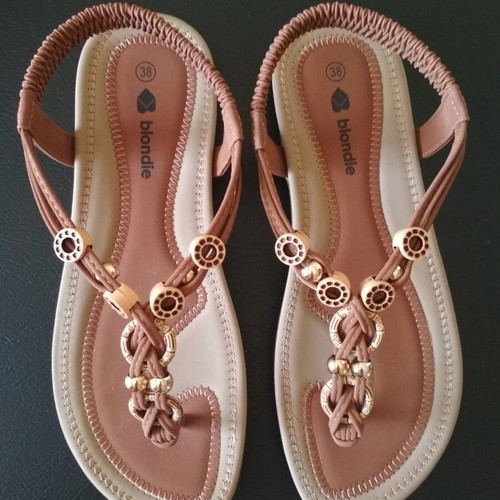 Blondie sandals camel color new, size 38