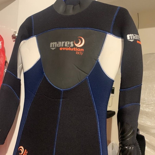 Mares Evolution Lady Wetsuit like new, two-piece women's diving suit
