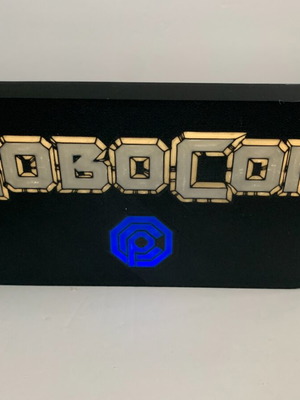 Φωτιστικό Robocop σαν καινούργιο με USB και διακόπτη