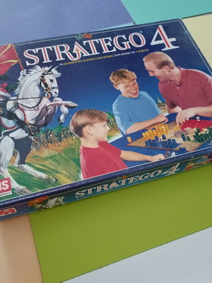 Stratego 4 επιτραπέζιο παιχνίδι, ελληνική έκδοση 1996 από AS