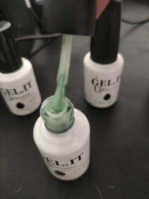 Semipermanent nail polish set with UV/LED lamp 120W like new