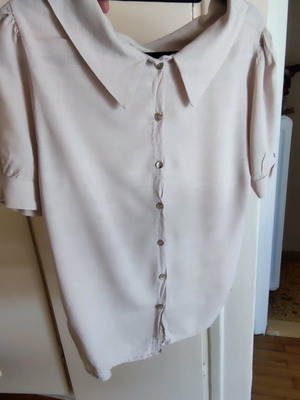 Romantic linen shirt μεταχειρισμένο, μπεζ, μέγεθος M-L
