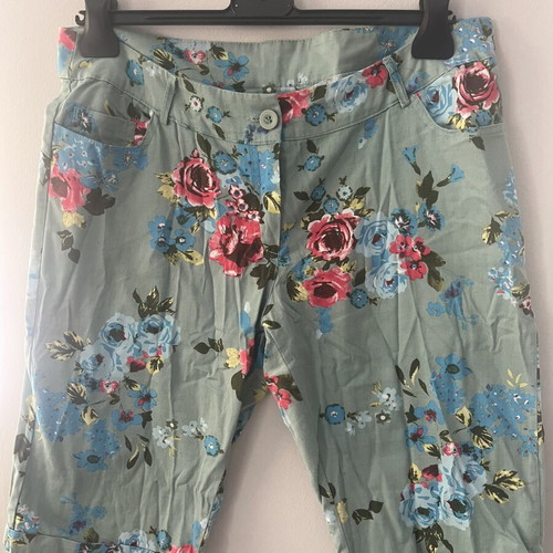 Women's cotton bermuda shorts large mint floral like new