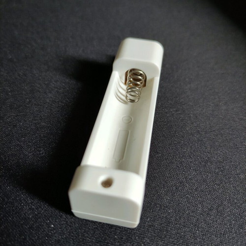 USB battery charger AA/AAA new, compact and convenient