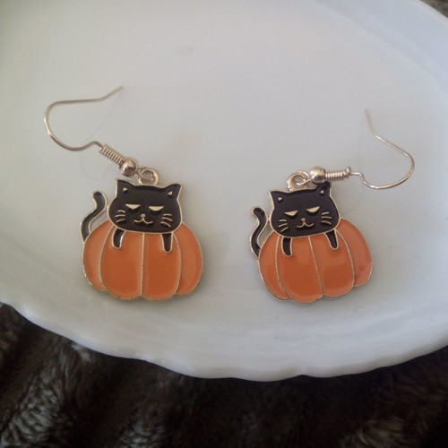 Earrings with pumpkin and black cat new