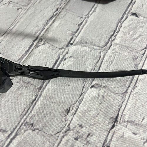 Oakley Radar EV sunglasses like new, polarized, black