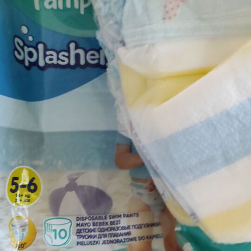 Pampers diapers new, pack of 28 including size 5 and swim diapers