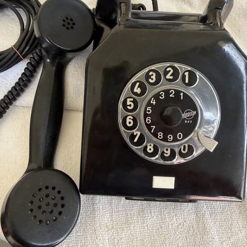 RFT Germany DDR Bakelite Telephone used, wired, black