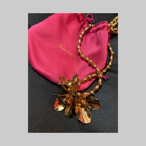 Juicy Couture necklace like new, gold color, 84 cm length