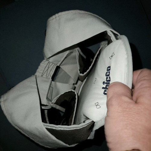 Chicco baby carrier like new