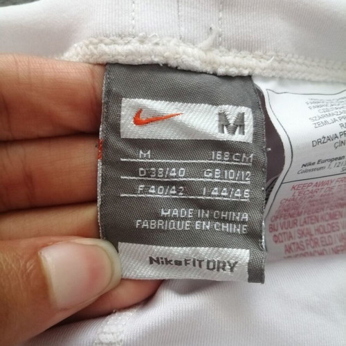 Nike original skort size M used, white fitness wear
