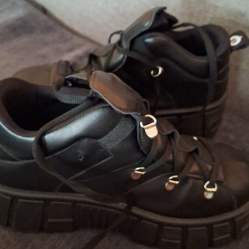 Platform shoes size 41 like new, black boots