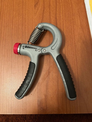 Grip strength ελαφρώς χρησιμοποιημένο σε άριστη κατάσταση