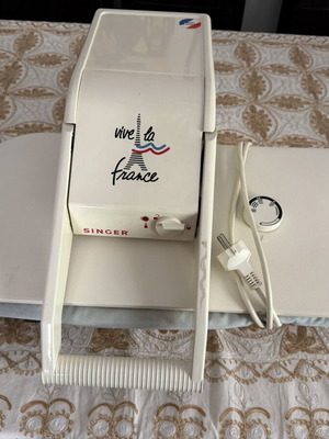Ironing press like new, barely used