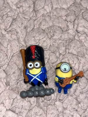 Magic Kinder Eggs Minion Figure Napoleon like new 2016