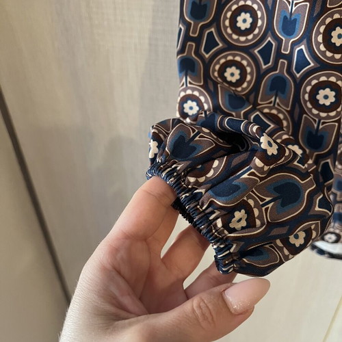 OwTwo long-sleeve blouse like new, blue and brown, one size