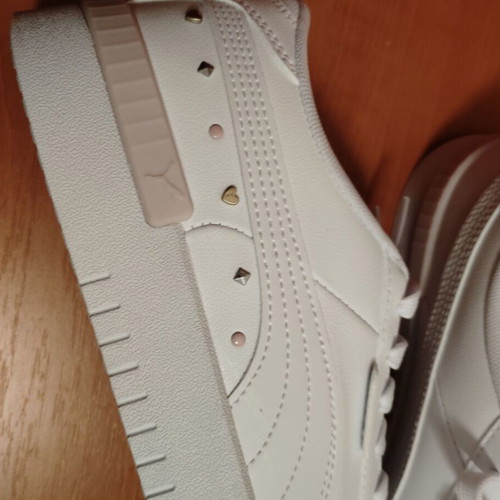 Puma sports sneakers new, size 41, white