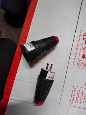 Power plug set new, 1 male and 1 female Schuko