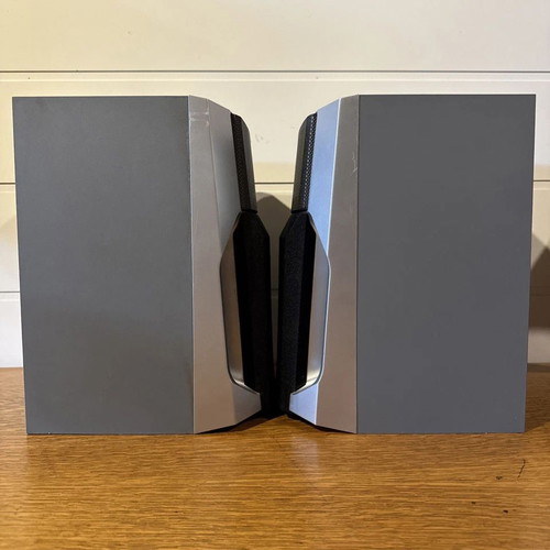 Philips FW-C280 bookshelf speakers like new