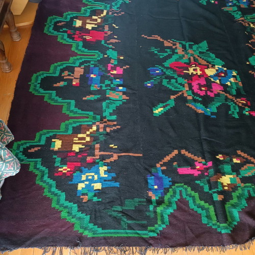 Handmade wool woven loom rug like new 250 x 360