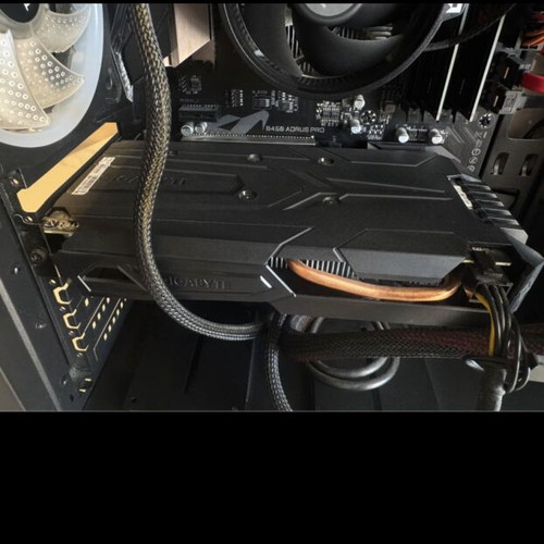 Gaming Desktop PC like new with Ryzen 5 2600 and NVIDIA GeForce 1050TI