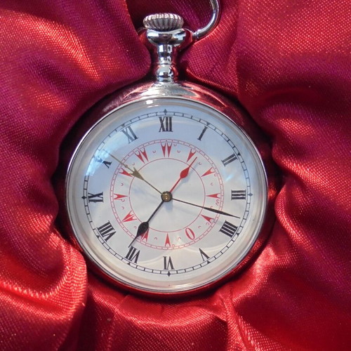 Pocket watch new, quartz mechanism, classic vintage design