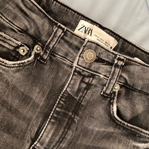 Zara Skinny Jeans Like New, Size 34, Black and Grey