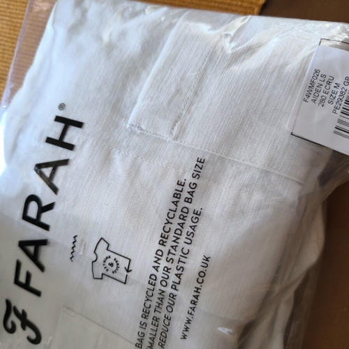 Farah shirt size M new with tags white