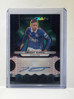 Κάρτα Panini Obsidian Dwight McNeil Red Etch Aurora Auto 2023-24 καινούργια
