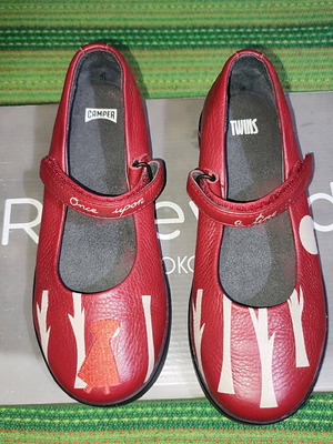 Camber Twins leather girls' shoes size 31 like new, white and red ballerinas