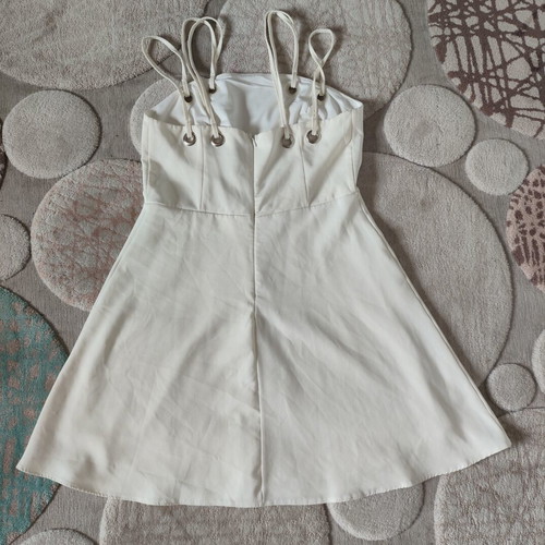 Classic Glossy Dress size L, like new, cream color, Trendyol
