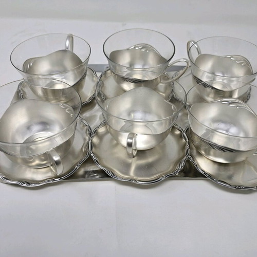 WMF coffee/tea cup set with tray, like new condition