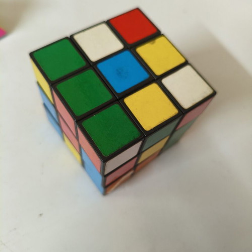 Speedcubes puzzle set with 4 cubes like new