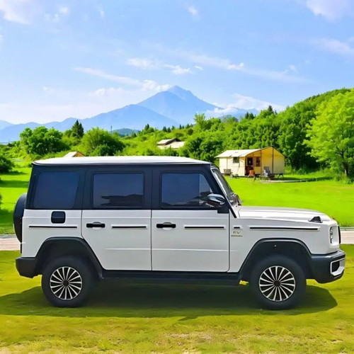 Electric car with 100 kWh battery, 3.5 kW motor, 40-70 km/h speed