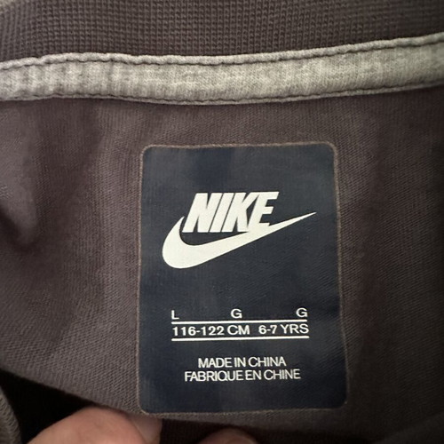 Nike boys' layered look shirt size 6-7 years like new