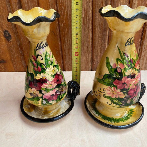 Set of 2 vintage ceramic vases with painted flowers like new