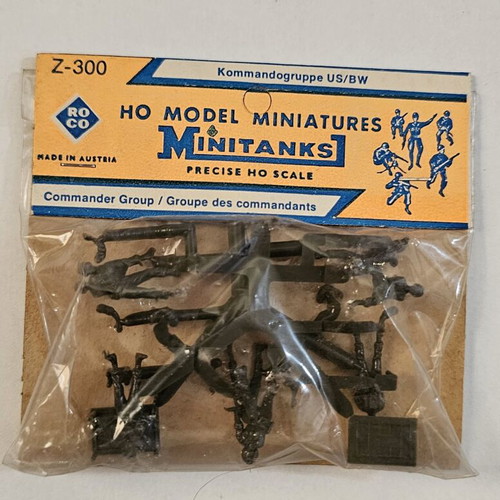 ROCO Minitanks Z-300 Commander Group HO 1:87 vintage, like new