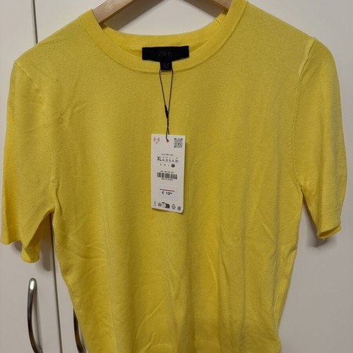 Zara sweaters pack of 3, size XL, new