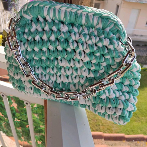 Handbag with metal clasp turquoise new