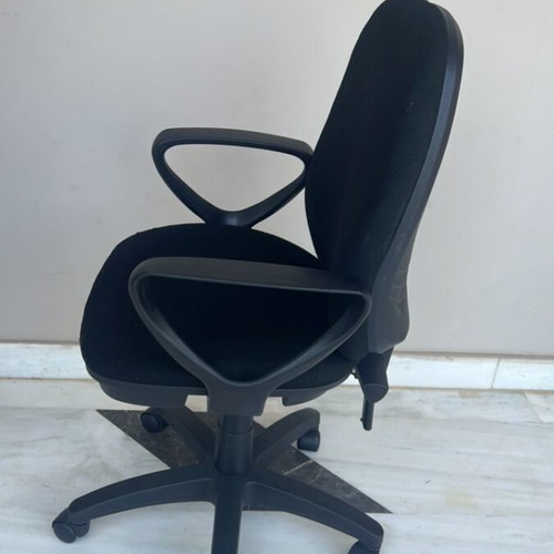 Office chair, black