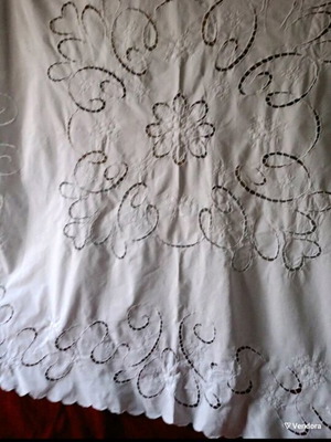 Cutwork tablecloth new with applique embroidery 1.90x1.70 white