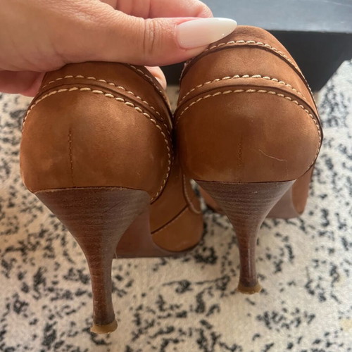 Massimo Dutti women's suede pumps size 37 like new, brown