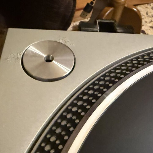 Technics SL-1200mk2 turntable used, excellent condition