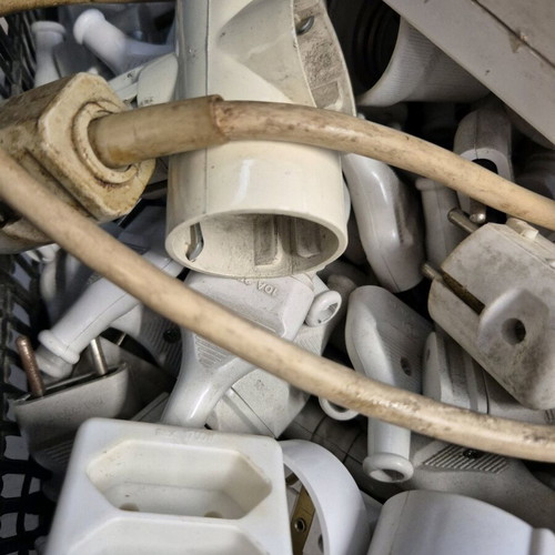 Electrical supplies like new, over 100 pieces including fuses and plugs