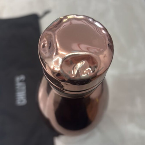 Chilly’s Bottle rose gold used with protective case