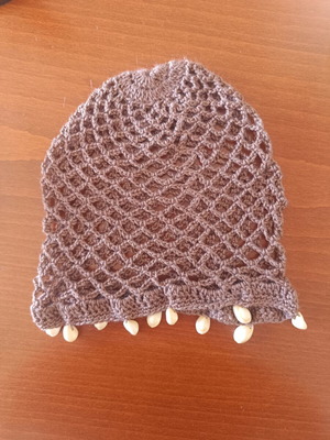 Handmade net hat with shells, new, brown