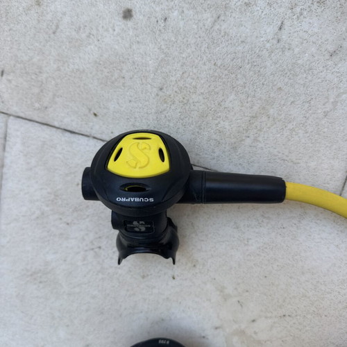 Scubapro MK2 & R295 scuba regulator set with DIN connection