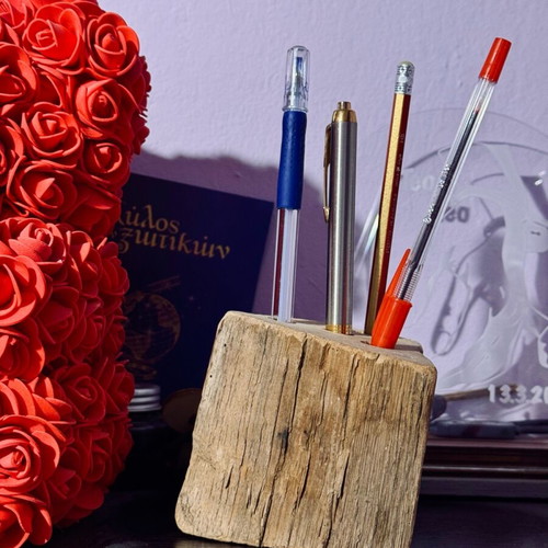 Wooden handmade pencil holder new