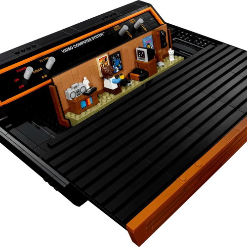 Lego 10306 Atari 2600 Video Computer System new, sealed, 2,532 pieces