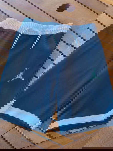 Jordan shorts για παιδί 12-13 ετών